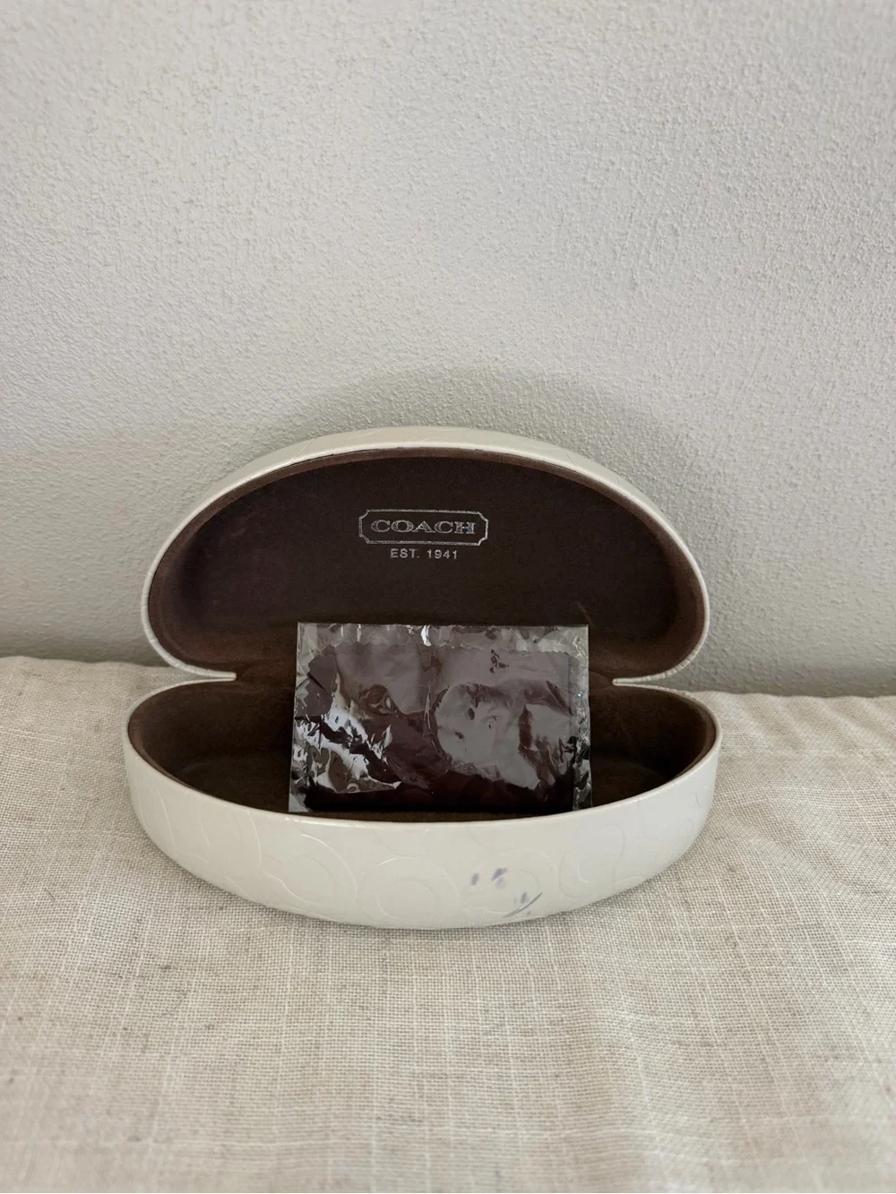Coach Signature C Cream Clam Shell Sunglasses Case with Brown Interior